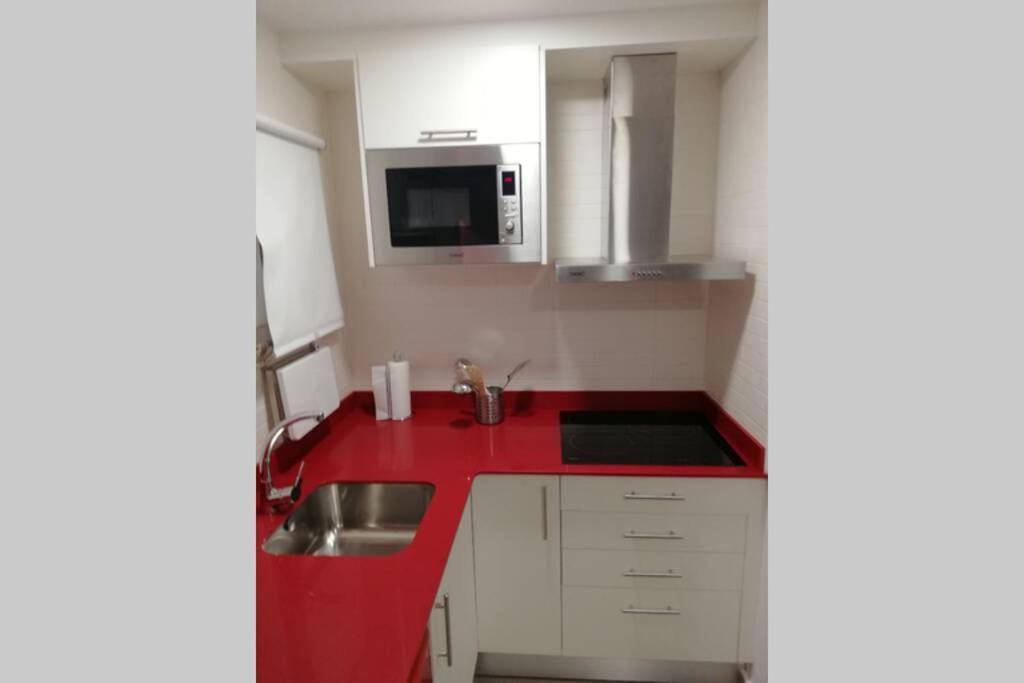 M1 Cool Loft 1 Min Walk To Metro 15 Min Center By Metro Apartment Esplugues de Llobregat Ngoại thất bức ảnh