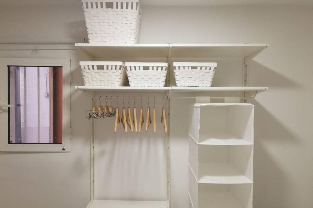 M1 Cool Loft 1 Min Walk To Metro 15 Min Center By Metro Apartment Esplugues de Llobregat Ngoại thất bức ảnh